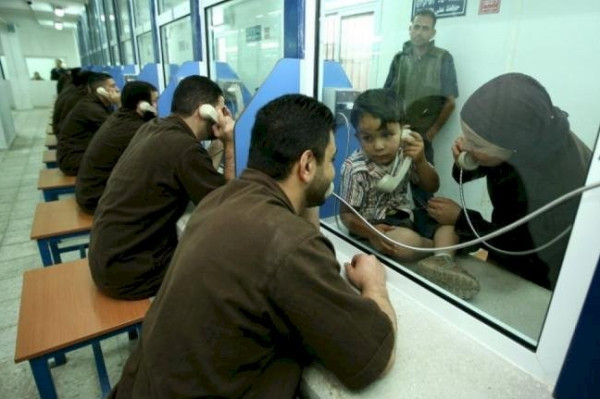 الاحتلال يُعرقل زيارة عائلات أسرى قلقيلية وسلفيت لأبنائهم في سجن (مجدو)