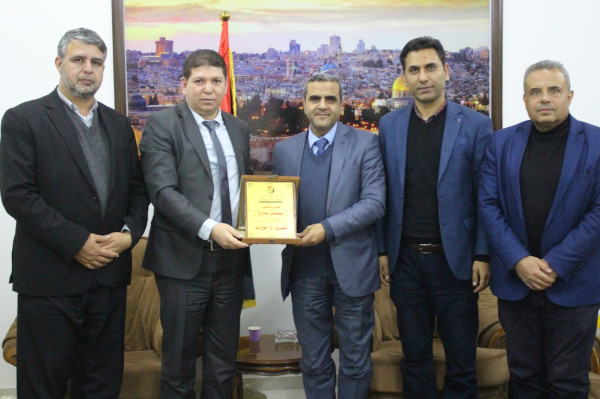 اتحاد شركات الإنتاج يناقش خفض رسوم التراخيص مع وزارة الاتصالات