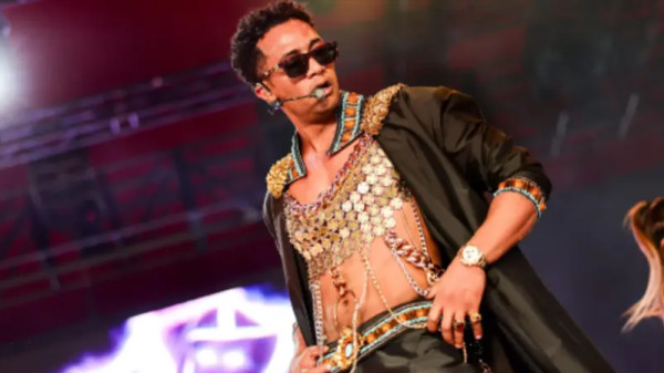 محمد رمضان يعترف لأول مرة: ما ارتديته في مهرجان كوتشيلا خطأ لن يتكرر