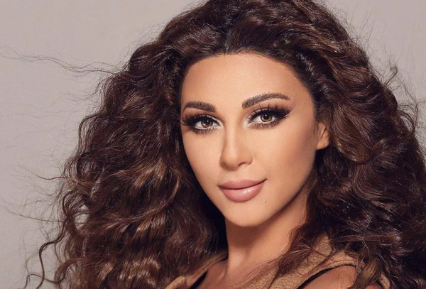 بصور جريئة.. ميريام فارس تثير الجدل وهي تمارس رياضة اليوغا