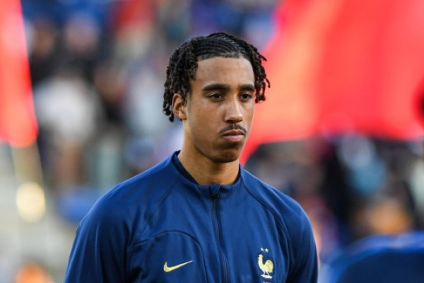 اليونايتد يتعاقد رسمياً مع هدف ريال مدريد