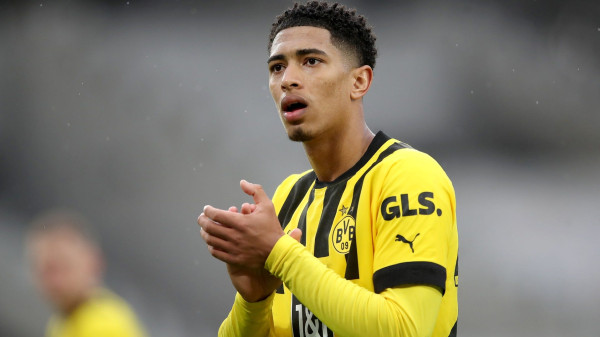 هل قرر بيلينجهام الانتقال لريال مدريد؟