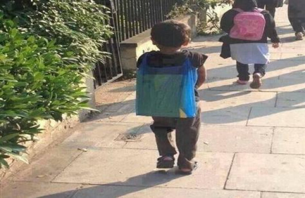 أحلامُ في كيس!!بقلم:د. نيرمين ماجد البورنو أحلامُ في كيس!!بقلم:د. نيرمين ماجد البورنو
