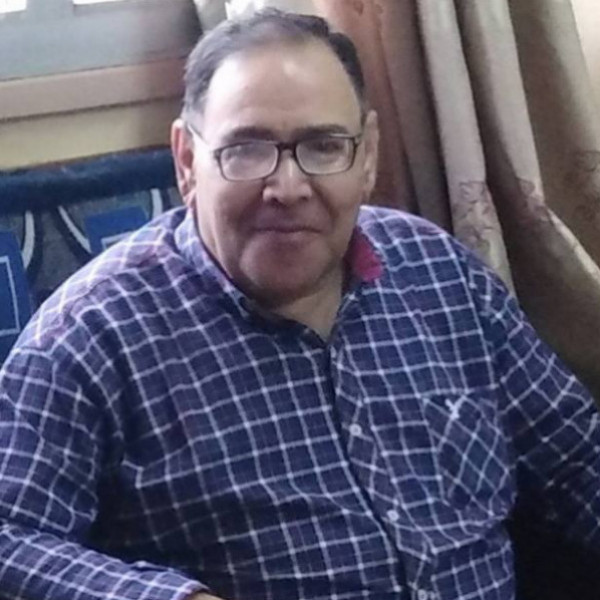 (الهايكو العربي) ما له، و ما عليه مقاربة بين (الومضة الشعرية) و (الومضة القصصية) (الهايكو العربي) ما له، و ما عليه مقاربة بين (الومضة الشعرية) و (الومضة القصصية)