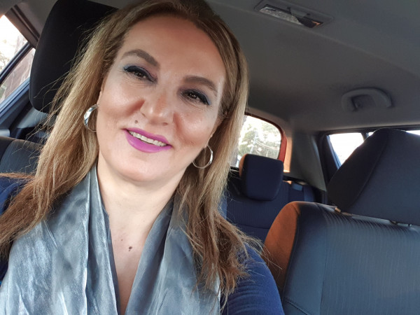 أمينة المجنونة بقلم:أمان السيد أمينة المجنونة بقلم:أمان السيد