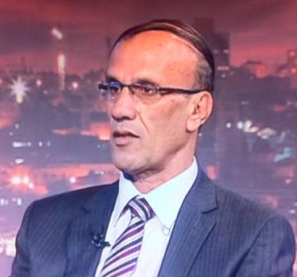 أحمد هلال.. للنقد الأدبي عنوان