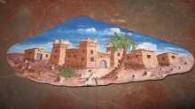 القصبات تزهو بجمالها في لوحات التشكيلي الأمازيغي عبد السلام بوزيان