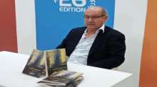 الشاعر محمد بلقس يوقع "مشاجب الغيب" بمعرض الدار البيضاء الدولي للكتاب